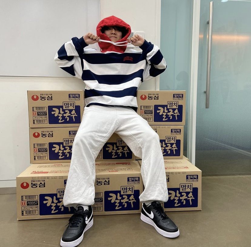 minichangminq's tweet photo. 고마워 창민아🥺🥺🥺🥺🥺
(220115 큐)
#큐 #더보이즈 #지창민 https://t.co/RKJHxENayd