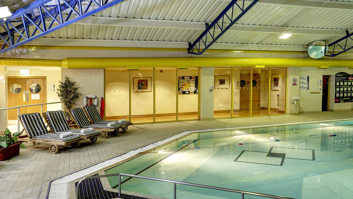 𝑻𝒊𝒓𝒊𝒏𝒈 𝒘𝒆𝒆𝒌? Our Spirit Health Club is the perfect place to unwind in our heated pool and sauna 🏊 
Find out more → bit.ly/3HWCgqW
#Southampton #Eastleigh #SpiritHealthClub #SwimmingPool #Weekend
