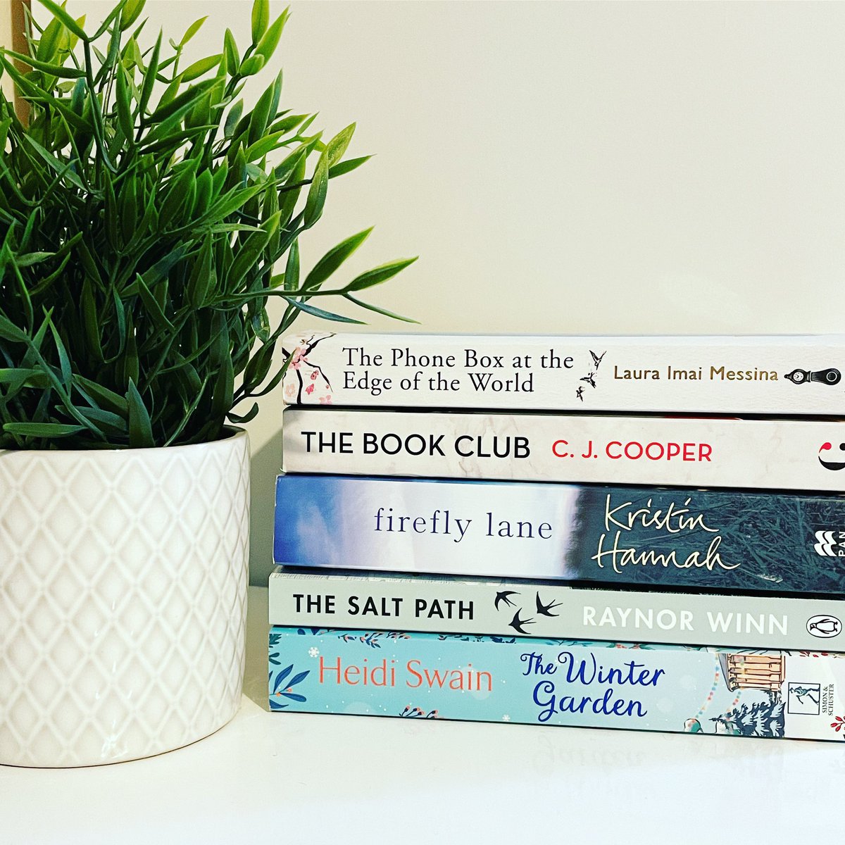 Dees_Book_Blog's tweet photo. Meet Me At…

A new bookstack is up today. #MeetMeAt 

https://t.co/62wbUizxiW

#books #bookstagram #bookblog #bookstack https://t.co/Igxbj2MDfG