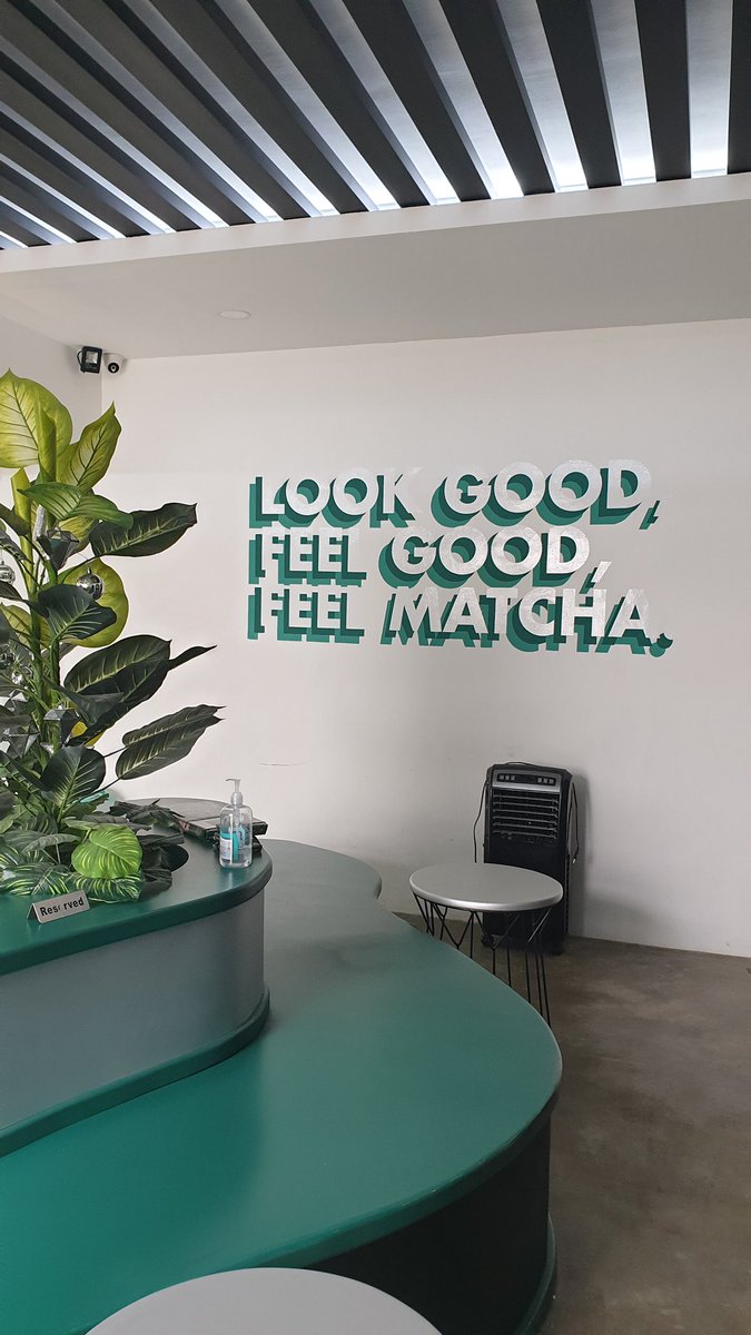 dina_sour's tweet image. !!! 

FYI, I found a very nice matcha house in Kemang Timur called Feel Good Matcha: affordable (started from 25K) ✅ well decorated ✅ generous supply of power plugs ✅

Too bad, no parking space for cars and it gets busier from midday, as they were located across a school