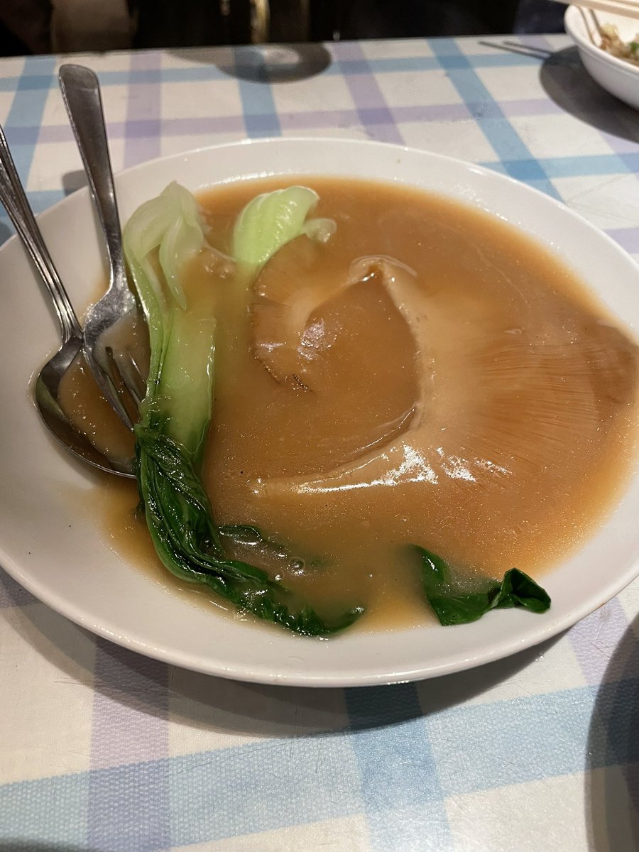 _OneForTheRoad_'s tweet photo. 20年ぶりくらいにこれ食ったら胃がビックリしてるわ https://t.co/8cKSQmSWM3