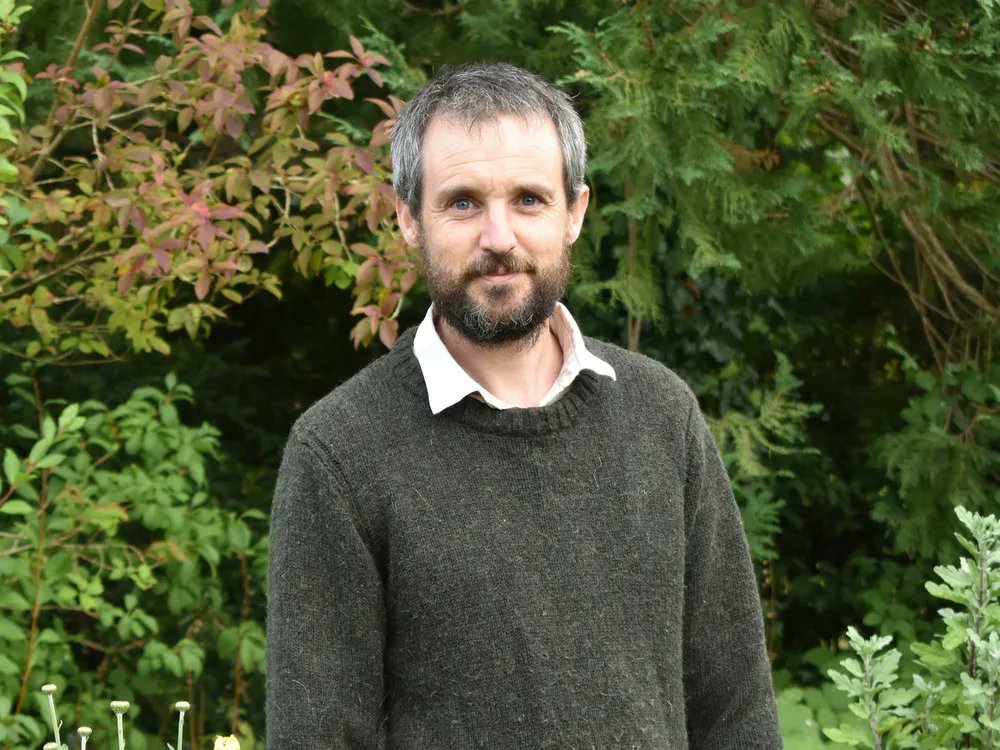 SitSpiritually's tweet photo. Revisiting another of our #HaveASeatWith series. We were fortunate to chat with @SteveLannin, now Head Gardener of @IfordManor (congrats on the new position Steve!) to discuss what we can learn from our gardens & we can keep & maintain them beautifully.
https://t.co/PcxWvMdiKh https://t.co/19nck0nc5A