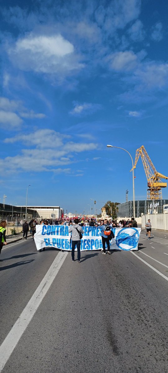 Hoy hemos vuelto a la calle por las personas trabajadoras represaliadas y por la dignidad de toda la clase obrera. Ni un paso atrás!!.