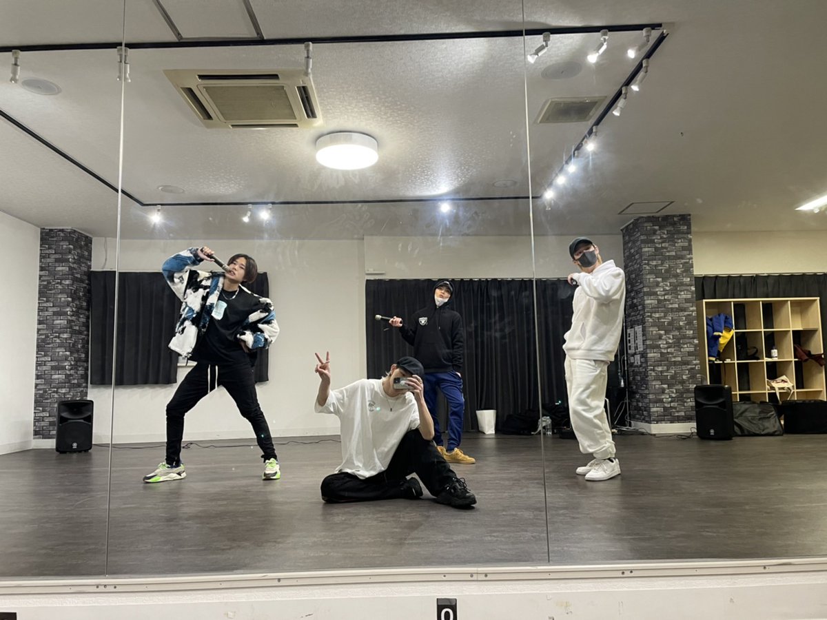 SONICSQUAD1129's tweet photo. いよいよ明日『JOL*PLUS+原宿ベルエポック』に #ソニスク が参戦します🤟出番は12:05頃を予定しており、同じ事務所の #TRYCREWBOYS も出演🔥会場盛り上がること間違いナシのステージになりますので、是非明日は #原宿 にある #ベルエポック まで遊びに来て下さい🎵
#音楽 #LIVE #ボーイズグループ https://t.co/7Uho3FBRMV