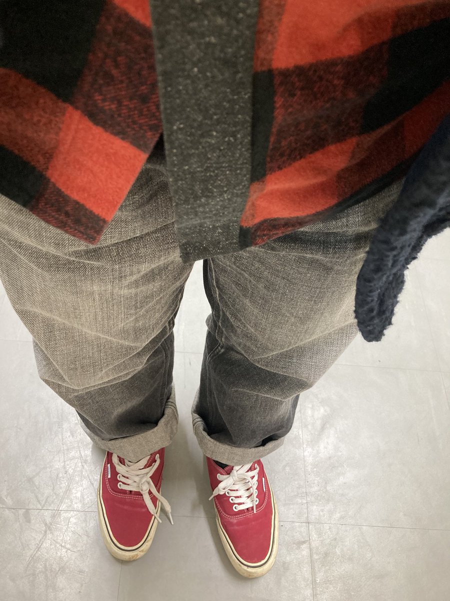 jhecw70060's tweet photo. hat #poloralphlauren 
jkt #wallaceandbarns
shirt #melple
pants #beekman
kicks #vans https://t.co/AaKVTA0ft0