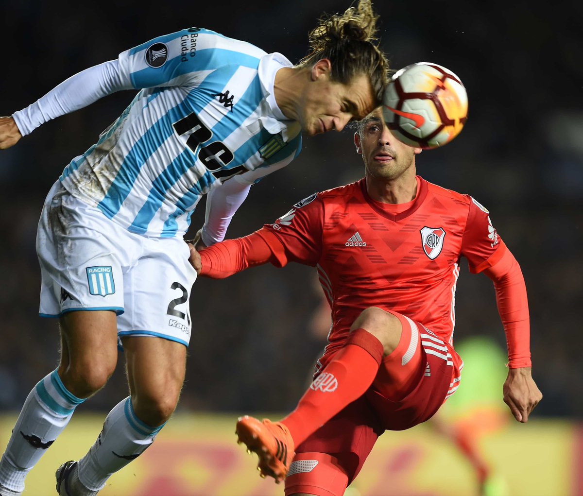 RacingClubconCM's tweet photo. Los jugadores Gaston Gomez y Lucas  Orban dieron positivo de covid-19. ¡Fuerza y pronta recuperación! https://t.co/Ml7M735l7R