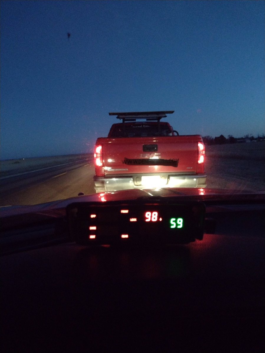 NSP_TroopE's tweet photo. In 2021 we saw a drop in our fatality rate in Nebraska,but this is NOT how we keep that trend going. Trp Garfio (#483)found this driver going way too fast early this morning on Hwy 385. #SlowDown #DriveSafe https://t.co/J6XP76hEhy