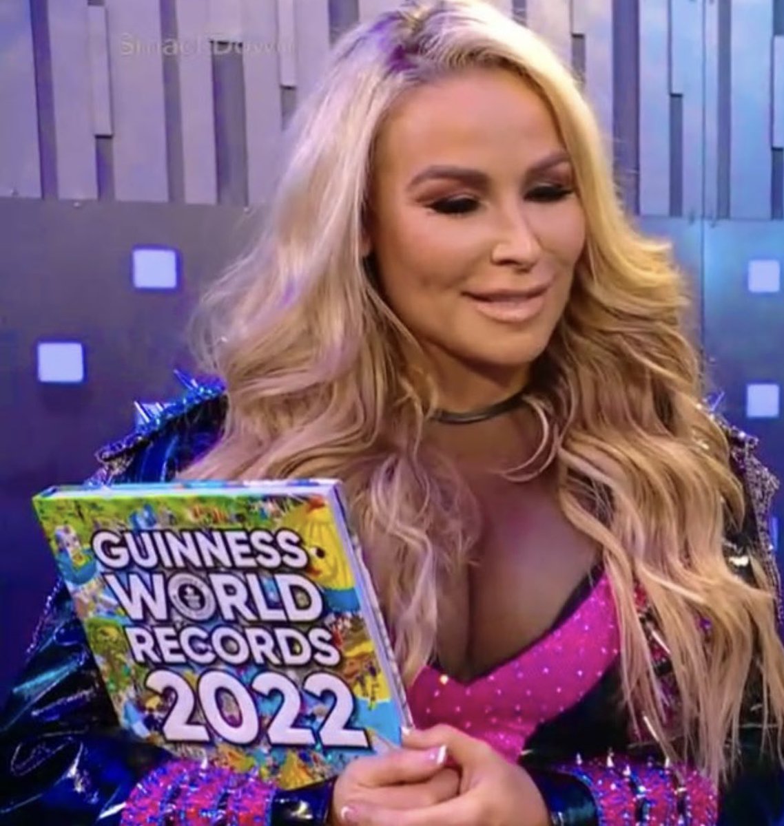 #DidYouKnow Before Natalya was in the Guinness Book of World Records - Trish Stratus made an appearance in the 2007 edition. https://t.co/LZdQ0429jh