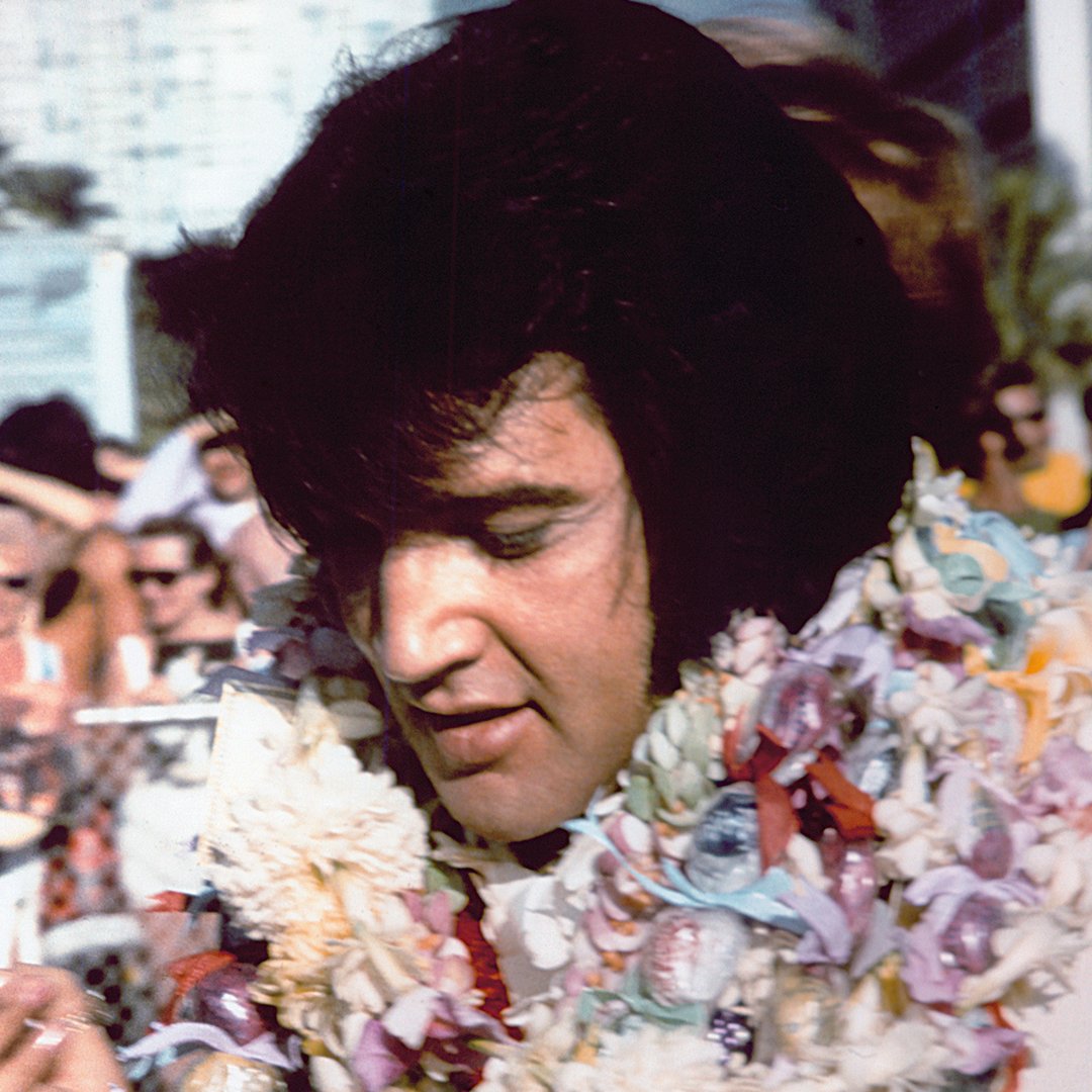 Elvis’ “Aloha From Hawaii” was seen worldwide in over 40 nations! #ElvisPresley #AlohaFromHawaii #Hawaii #KingofRockNRoll #Concert #Performance #January