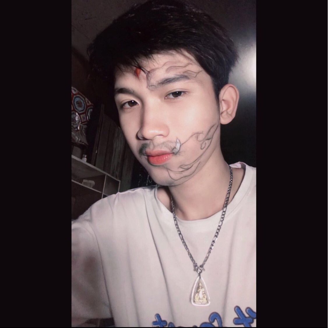 KakadaHorm's tweet photo. រាហ៊ូចាប់ចន្ទ័តែបងចាប់អូន👹🌙💗 https://t.co/MeagBldXEd