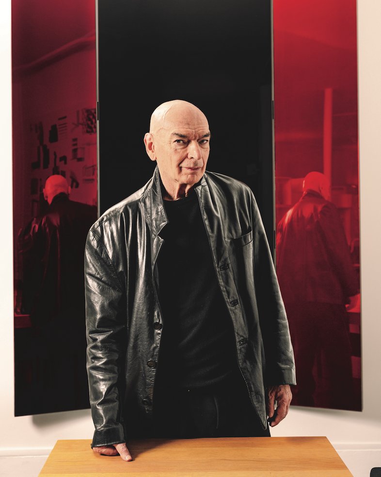 Jean Nouvel contro gli urbanisti: «L’architetto è un poeta». Il progettista francese, Leone d’oro a Venezia e Premio Pritzker, ha appena assunto la direzione di «Domus» per un anno. Su «la Lettura» in edicola e nell'App, l’intervista di <a href="/buccisbucci/">Stefano Bucci</a> bit.ly/3GwXVor