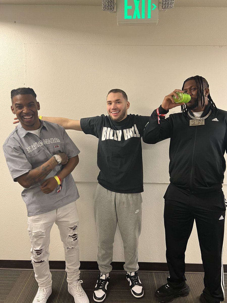 adinross's tweet photo. Reunited with my brothers ❤️ https://t.co/4AYhiGBy4J
