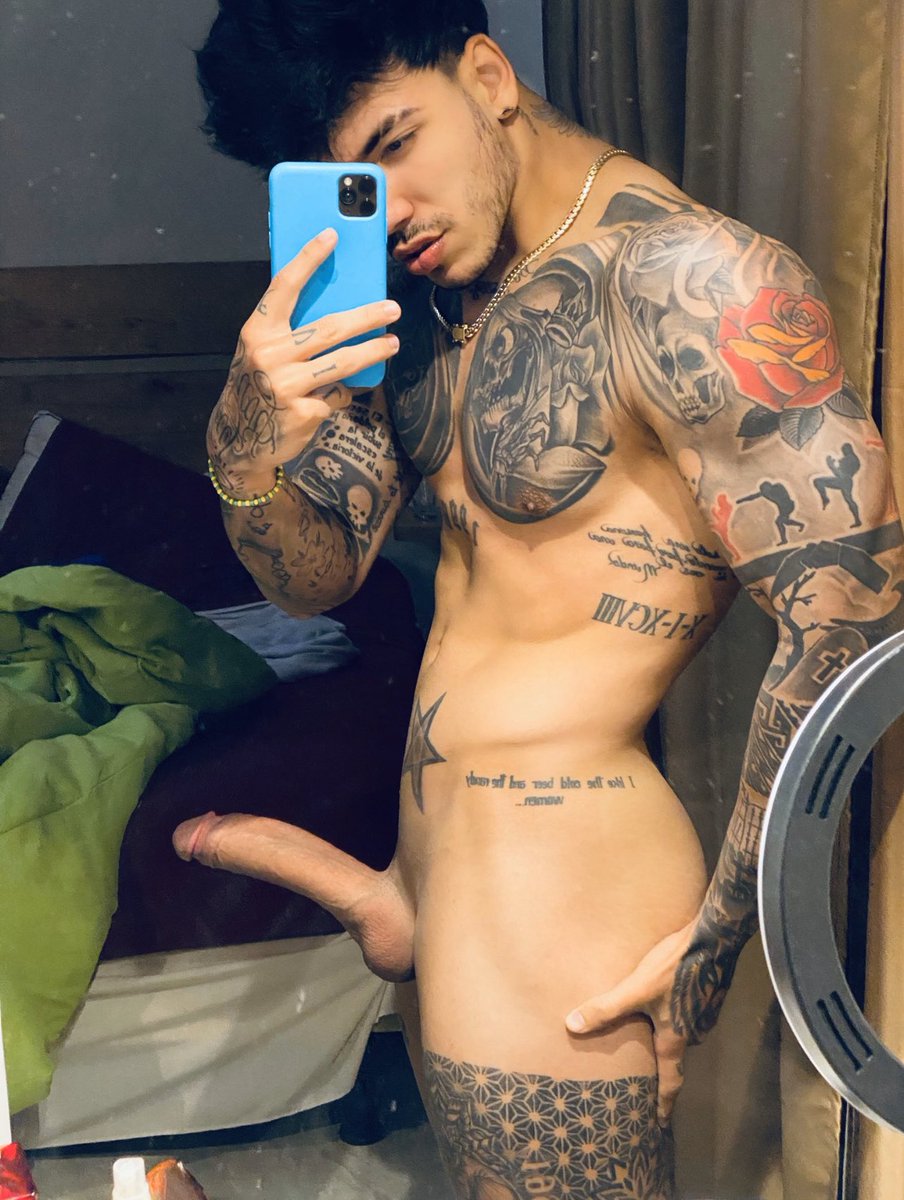 brooks_pits's tweet photo. Retweet if you’d be my bottom😈

Subscribe for 65% off today only😜

https://t.co/6s47KR9toX https://t.co/AU59teydHZ