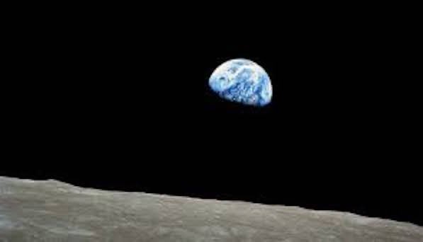 ChasingMoonBk's tweet image. January 15, 1969:  As one of his final acts as president, Lyndon Johnson sends the Apollo 8 “Earthrise” photo to nearly every head of state. Much to his surprise, he receives a thank-you card from North Vietnamese president Ho Chi Minh—a singular exchange during the Vietnam War.