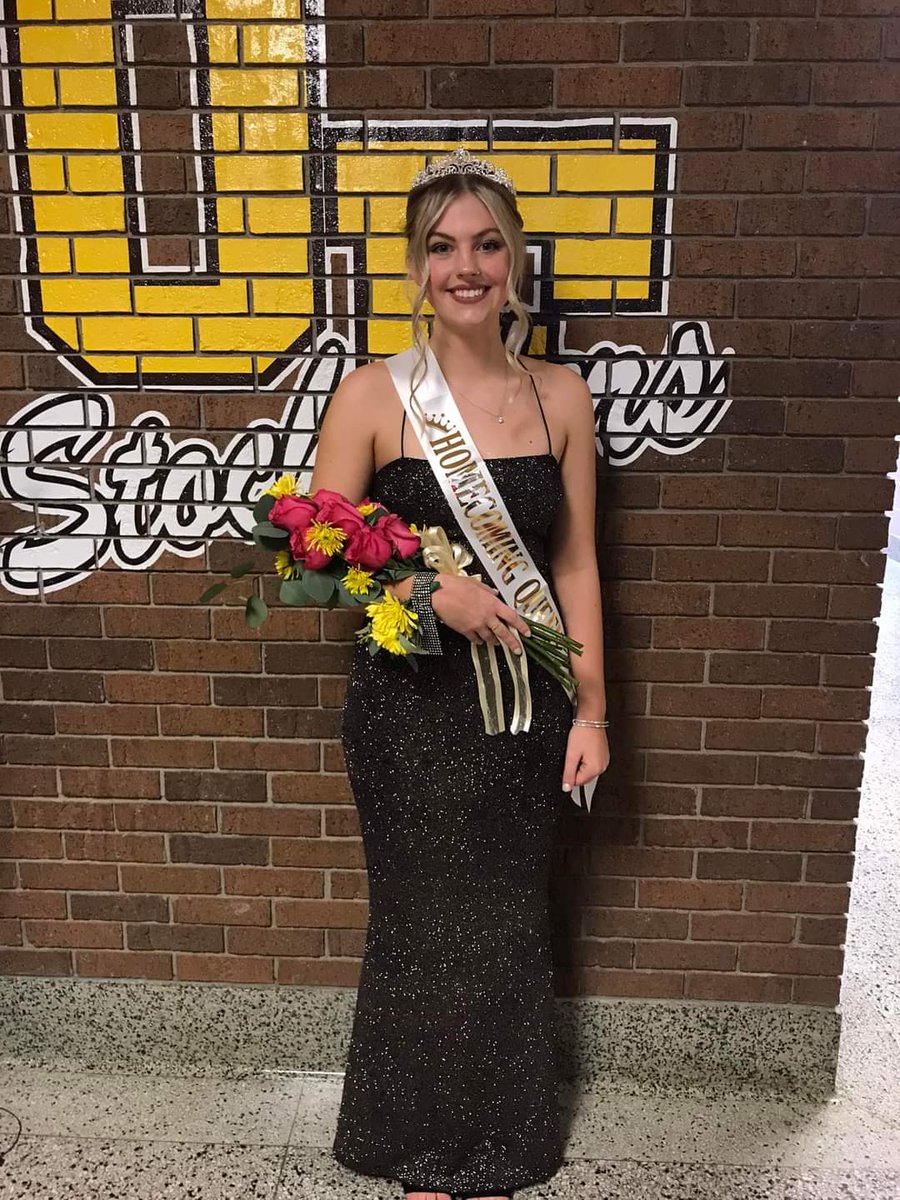 OldFortGBK's tweet photo. Kaders get a nice win on the road today! Wasn't pretty but a good way to end the week! Have fun at Homecoming!! Also shout out to the queen!! @jadamayhoward #GoKaders #CoonSkinForTheWin https://t.co/Ss5B2B5cJV