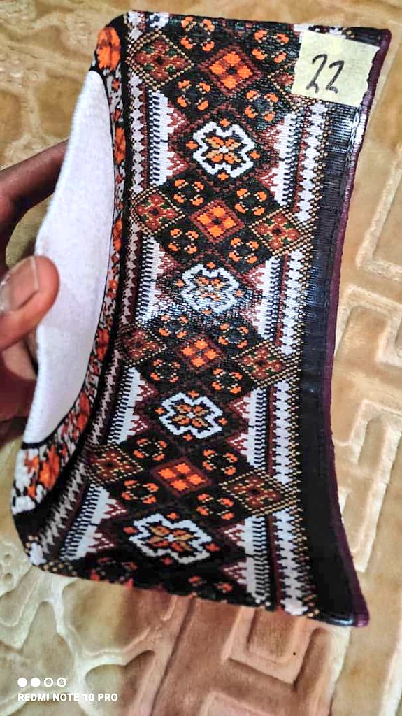 iam_suleeiman's tweet image. Hello tweeps, I sell beautiful maiduguri caps and I deliver Nationwide

Kindly RT

Miyaram 25k

Call or Whatsapp 08149821183

Delivery Nationwide

Wear Sabr caps