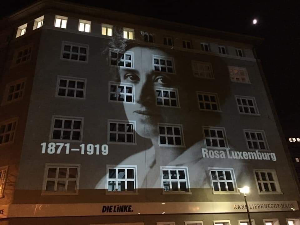 BANDA_BASSOTTI's tweet photo. Il 15 gennaio 1919 il nazismo assassina Rosa Luxemburg e Karl Liebknecht. https://t.co/ZWexOIOGem
