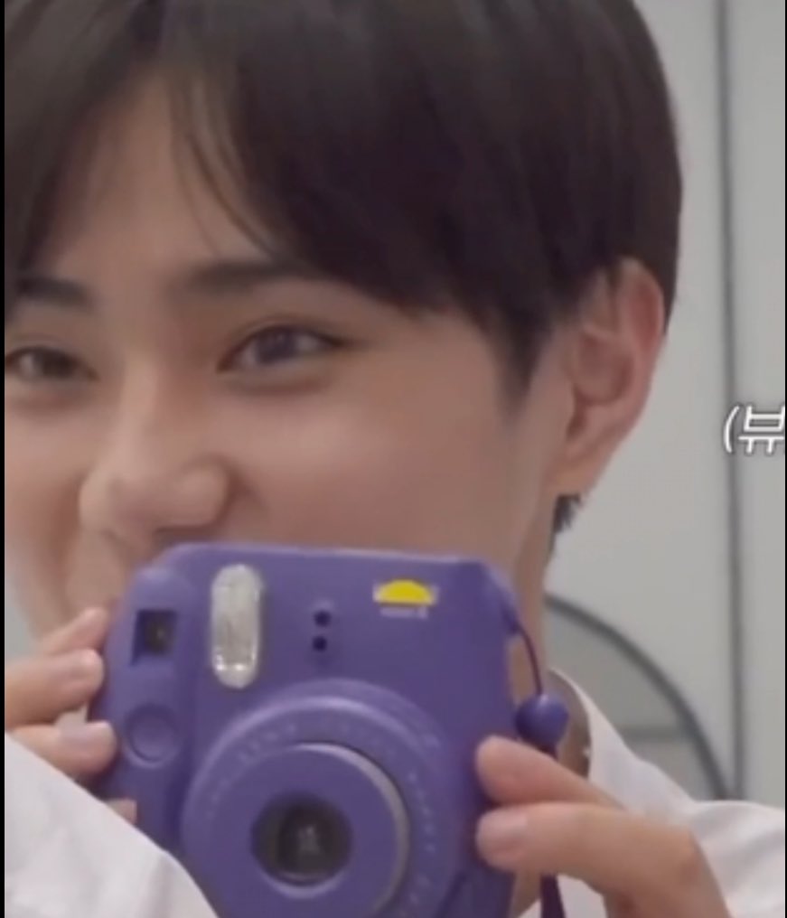 mvls_danfle's tweet photo. Armys getting jealous of so many things not until they remember that only daniel have this BTS polaroid in this whole damn existence https://t.co/Tcb6VP4IZV