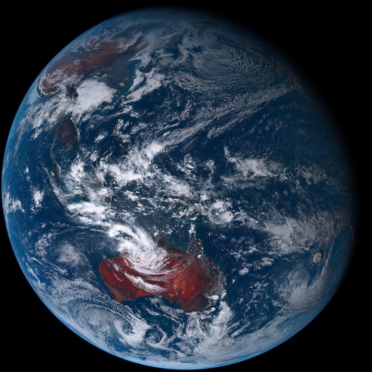 weatherdak's tweet image. Already iconic satellite imagery of the eruption of Hunga Tonga–Hunga Haʻapai.

Unlike anything we've ever witnessed with modern satellites.