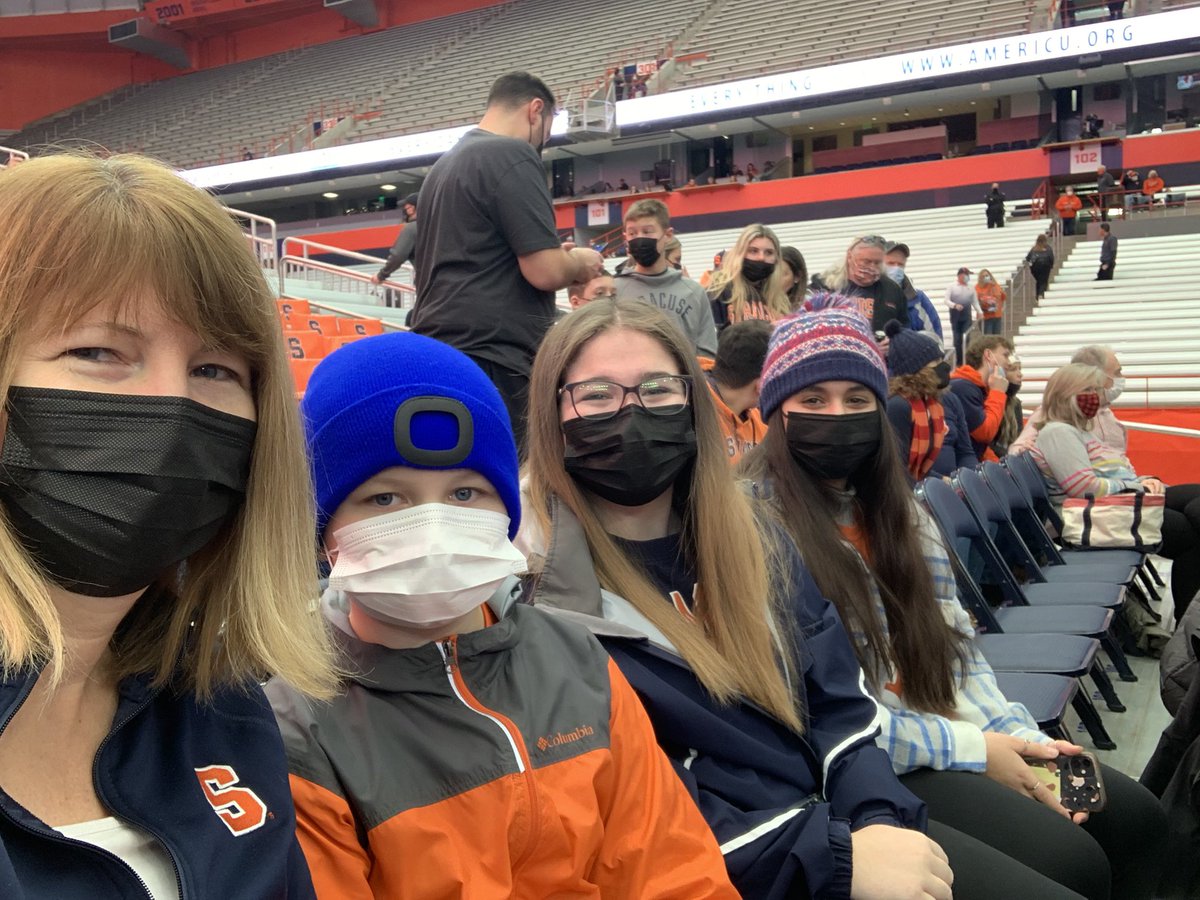#cusesuperfan <a href="/CusePromos/">'Cuse Promos</a>