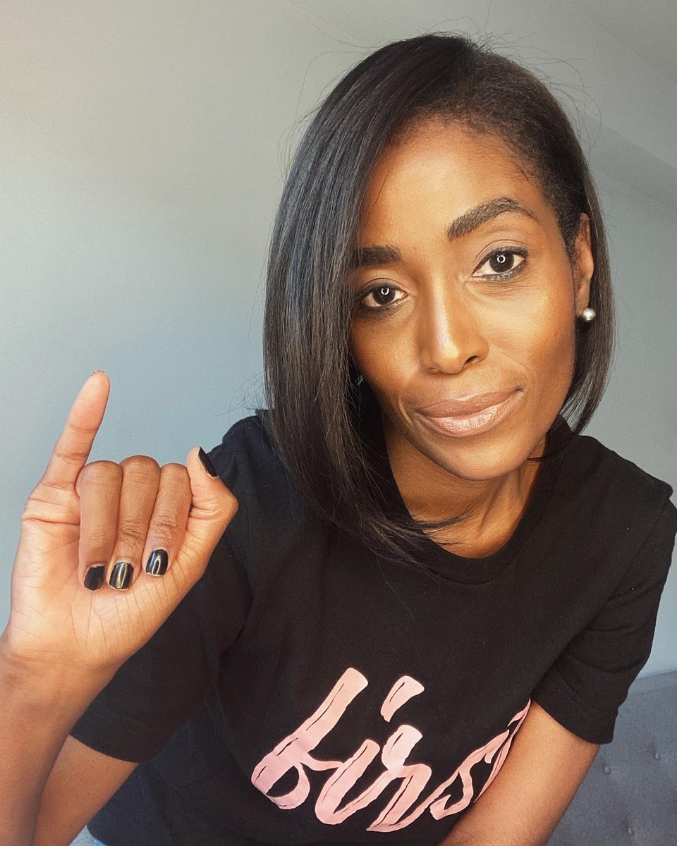 tamaramarbury's tweet photo. Always First. Always Finest. Happy 114th Founders’ Day to my gorgeous, gorgeous sorors of Alpha Kappa Alpha Sorority, Incorporated! 💕💚 #BeEthel #AKA1908 #IotaPhiMade https://t.co/JDJLVE7ej9