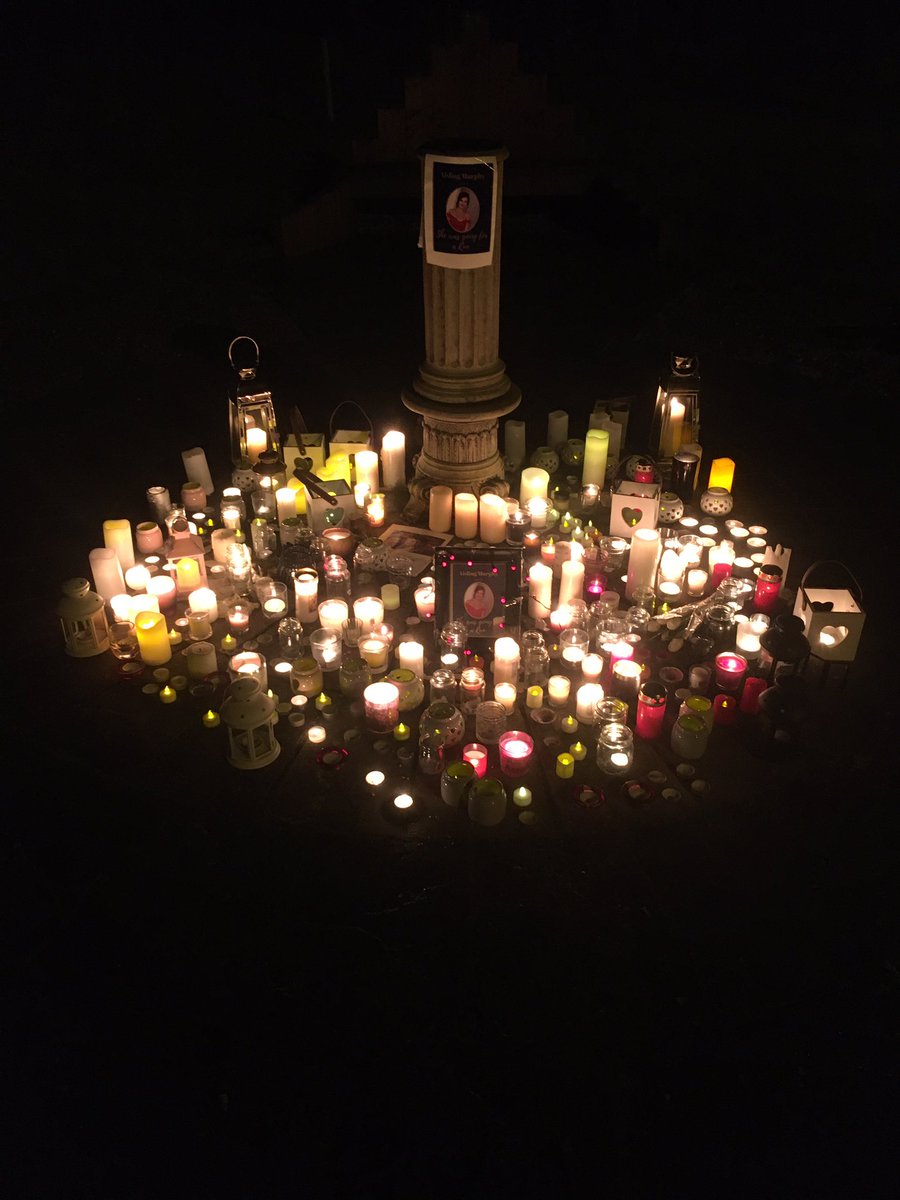 ClareEcho's tweet photo. Candles continue to burn bright at O’Regan Park, Newmarket-on-Fergus following this evening’s vigil for Ashling Murphy

Organisers say an approximate 300 people were present to pay their respects. https://t.co/e1XSndoh02