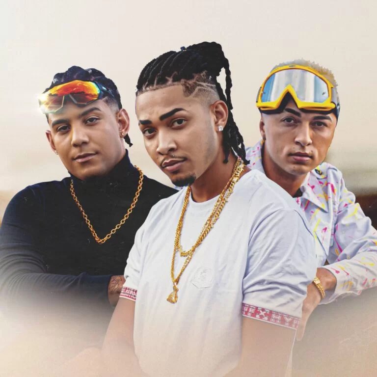 portalrapforte's tweet photo. Agriff, trio formado pelos primos Kev, Vinny e Maik, é a nova aposta do rap brasiliense e está prestes a fazer sua grande estreia - https://t.co/DM2CuXs9AQ https://t.co/kTf97Xzb4l
