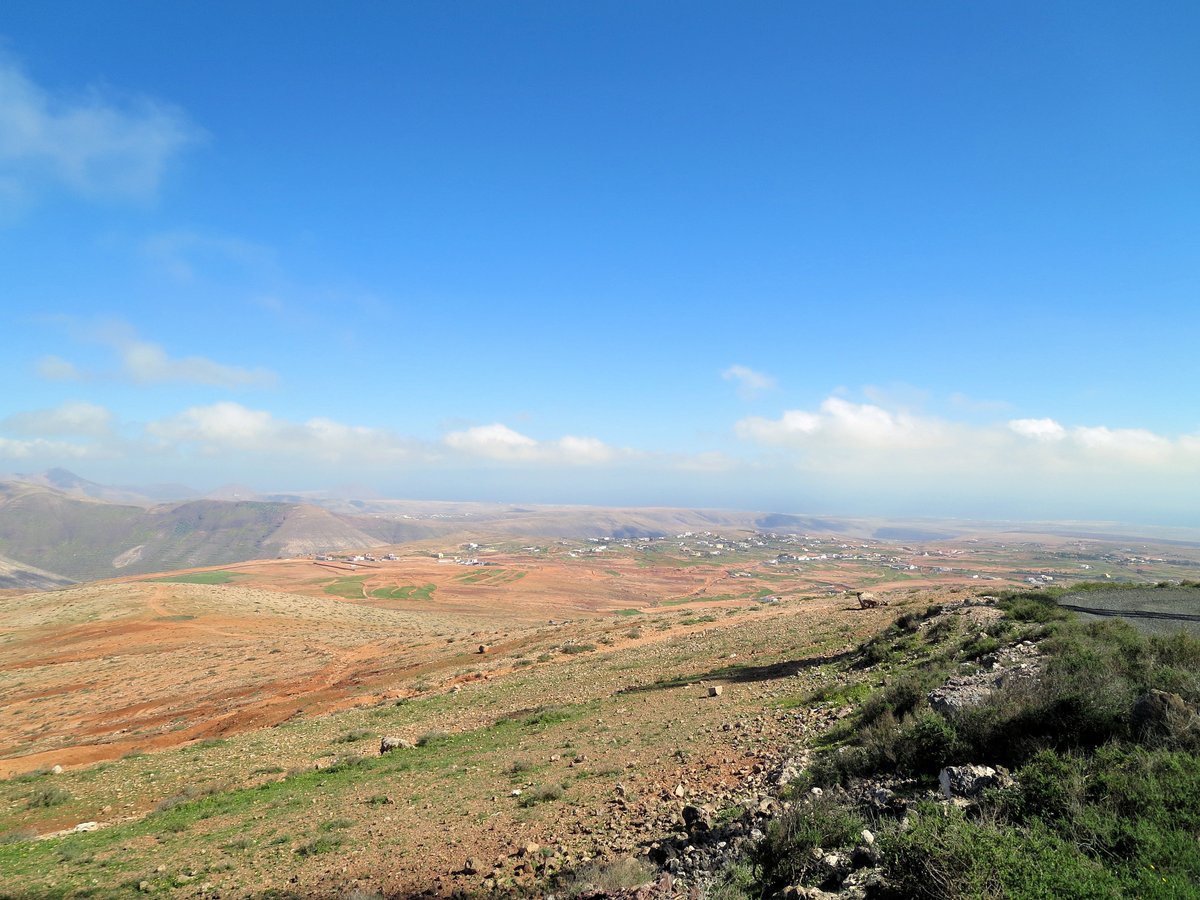 DiscoveryW's tweet photo. See our special Compendium newsletter featuring 111 Fuerteventura walking adventures
https://t.co/yUrxIgJJ2L
#Fuerteventura #walking #adventures #compendium https://t.co/VMponnV73O