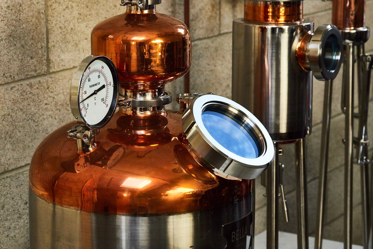 SingGinUK's tweet image. Did you know that we make 420 bottles of our beautiful gin per batch?! For the latest news here at Sing Gin, make sure you sign up to our newsletter, link below!🙌

tinyurl.com/pdex8chs

#distilling #ginmaking #copperstill