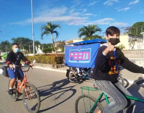 FeemTunera's tweet photo. Vamos con todo!!!
La FEEM Tunera dice presente desde todos los territorios tuneros a la caravana en saludo al 60 Aniversario de nuestra Unión de Jóvenes Comunistas...
#feemtunera #UJCLasTunas #CubaVive #AhoraTeTocaATi #VamosConTodo https://t.co/4YKSIifGmK