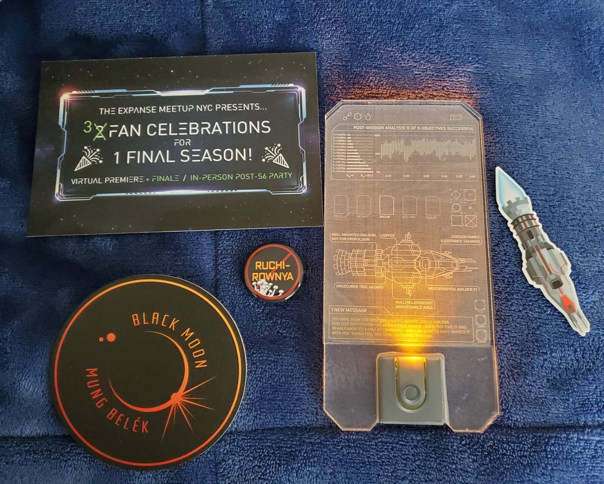 Entr_My_Wrdrobe's tweet photo. Thank you @ItReachesOut for the amazing swag & belter hand terminal.. so cool! This will never be the end. Yam seng, my sister.. and all my fellow Firehawks! π₯°πππ
#ScreamingFirehawks
#Firehawkmail
#TheExpanse
@wiltar4evr https://t.co/d2SxB0tzPl