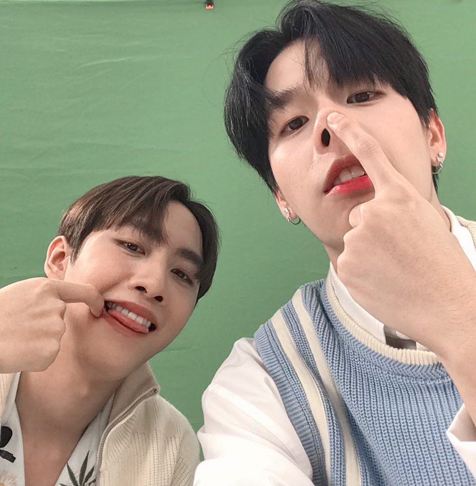 a_amiemie's tweet photo. ไม่ต้องมีหรอกลักยิ้ม แค่น้องยิ้มพี่ก็รักแล้ว🤭🤍💙
#PromMarkxYvesRocher
#PromMark1stDate
#PROMMARK https://t.co/zmZatDdZxL