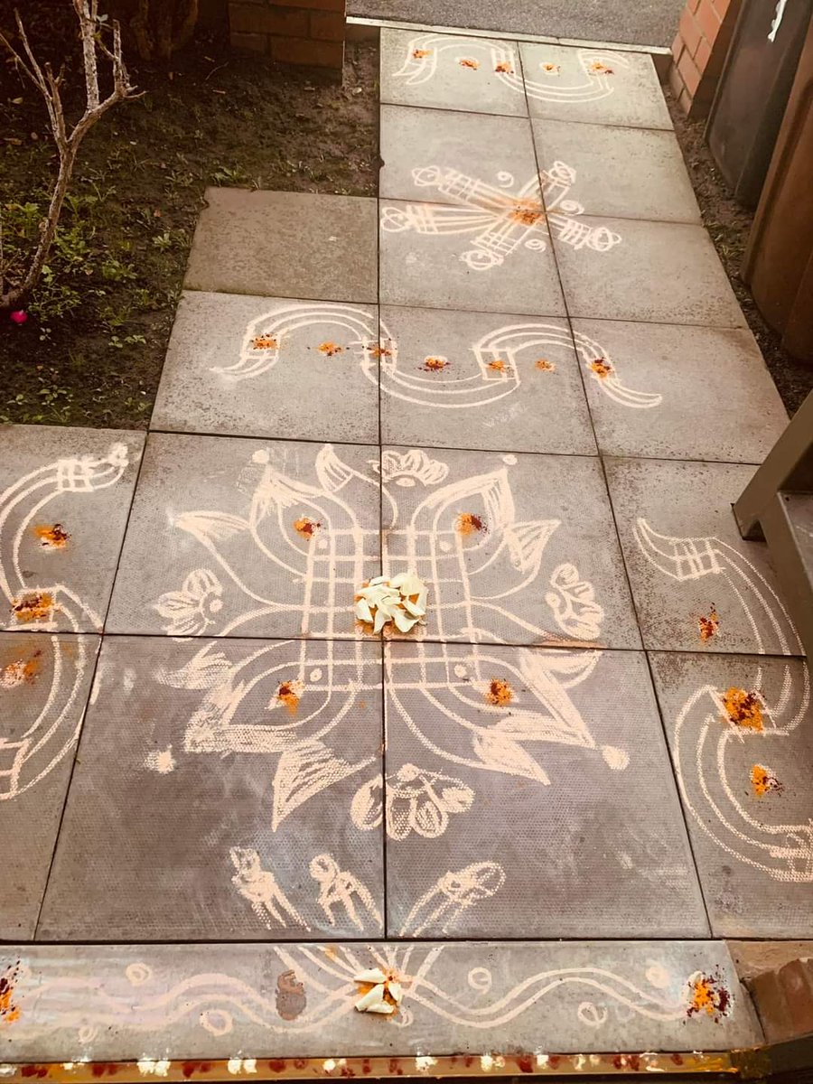 cllrmorla's tweet photo. @TeluguLadiesUK @SrideviMeenava1 @JyotsnaDupagun1 @Savitha @Sree95833490
@HCI_London #AzadiKaAmritMahotsav #Sankranti https://t.co/33MtqDVvYC