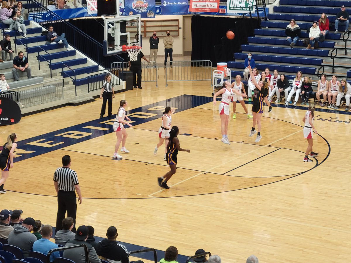 At the half <a href="/TVLadyPatriots/">Tri-Village Lady Patriots</a> lead <a href="/Bellbrook_Hoops/">Bellbrook Girls Basketball</a> 36-21 behind 11 from birthday girl Meghan Downing.  Happy birthday!  Great game so far!  #FTTH2022