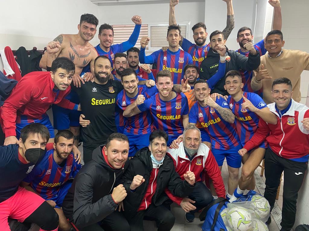 almoradi_club's tweet photo. ¡#JORNADA16!
@udilicitana 0 🆚️ 6 #CDAlmoradi
⚽️⚽️⚽️ @franconfi
⚽️ @Alvaro_42_6
⚽️ @saul_alvarezcid
⚽️ @Gonzaloogm10
Victoria de moral que sirve para afrontar esta segunda vuelta con la máxima ilusion posible.
#VamosAlmoradi 💙❤ https://t.co/d5d6H1MOIZ