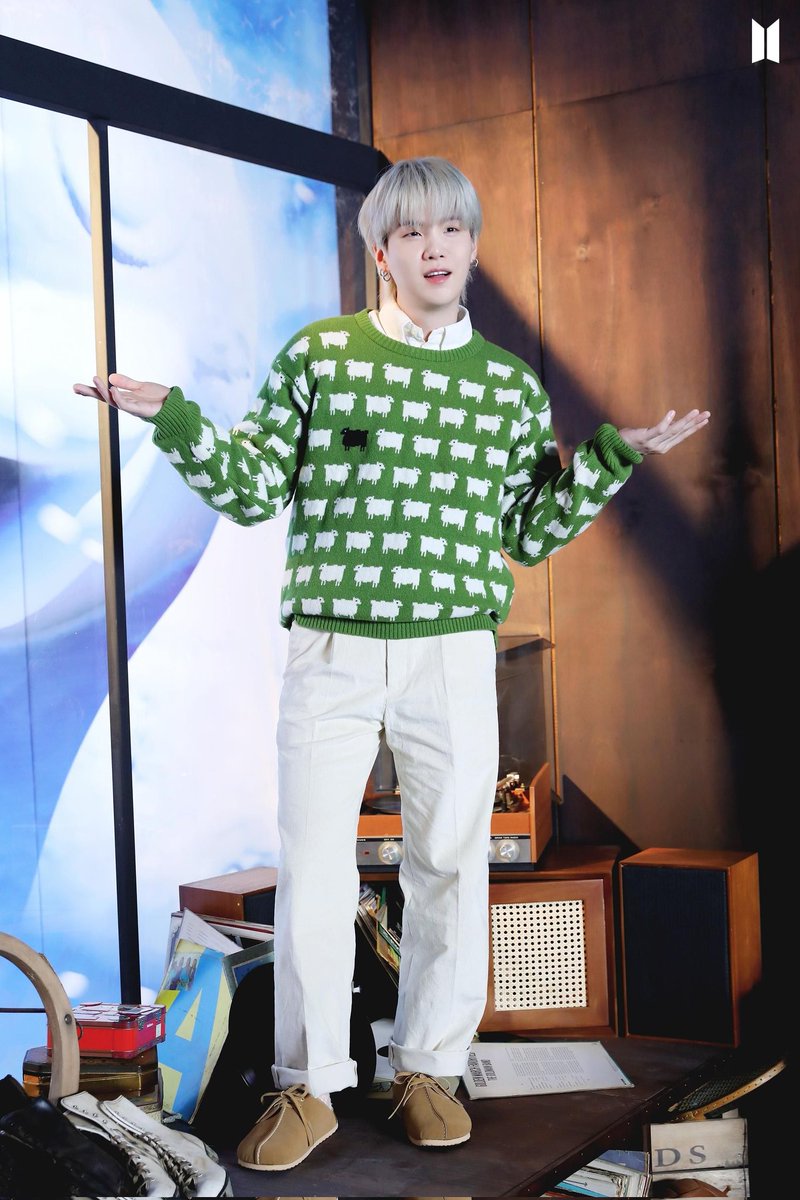 123Chichawatni's tweet photo. #suga
#yoongi
#AUGUSTD
#MYSUGA
#TOP100MostHandsomeFace https://t.co/BXeI1IYfYJ