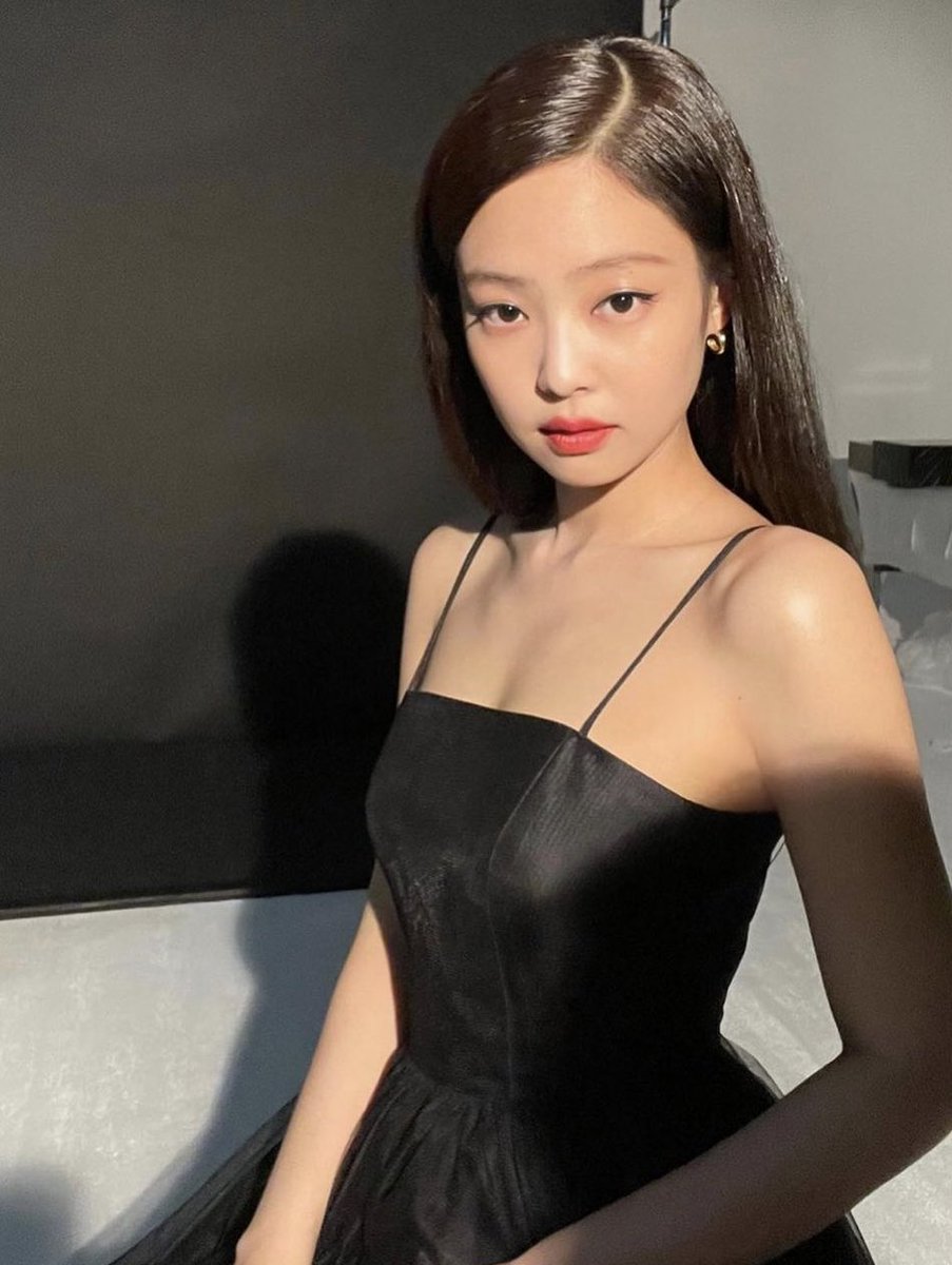 allforbp0808's tweet photo. HAPPY BIRTHDAY JENNIE
#OurStarJennieDay
#빛이나는제니_오늘제일빛나 https://t.co/mKr30BZcJF