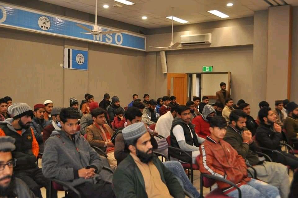 jamiatuajk's tweet photo. ایم ایس او جامعہ کشمیر کے زیر اہتمام یوم تاسیس کی تقریب میں انکی ٹیم کی دعوت پر ترجمان اسلامی جمعیت طلبہ جامعہ کشمیر برادر عمیر صفید عباسی شرکاء سے مخاطب ہیں۔
#jamiatUAJK https://t.co/jupq8JJOXq