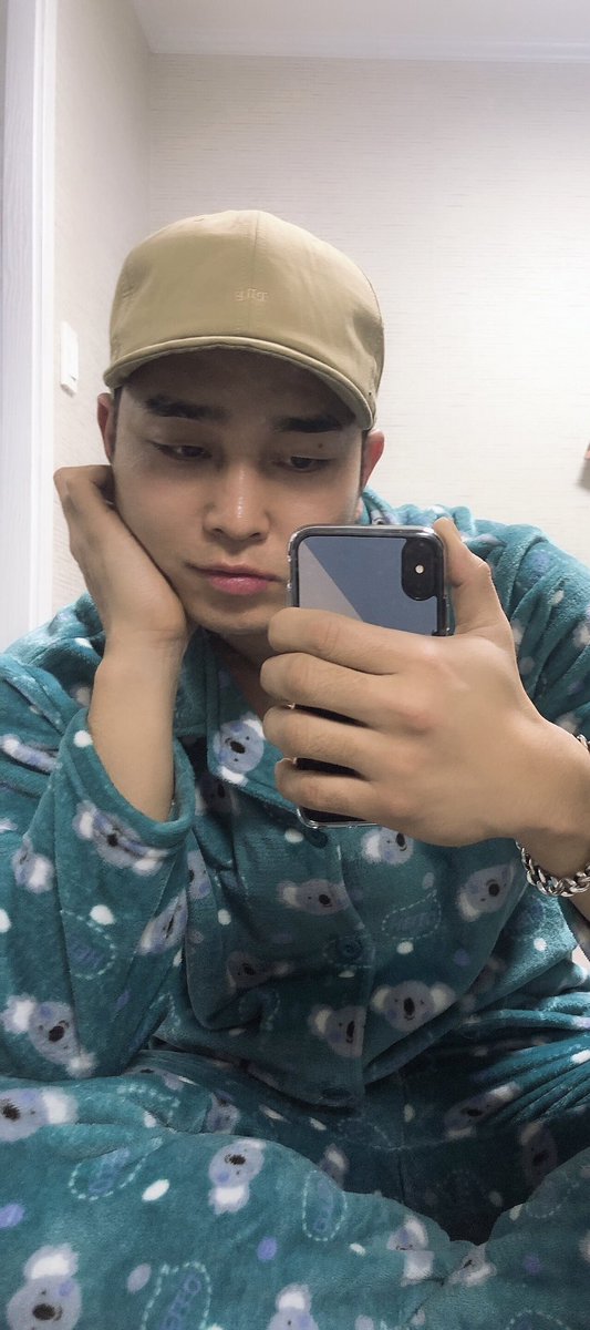pvp_82's tweet photo. 참 사람 알다가도 모르겠네 어렵다
#섹트 #일탈 #맘눌뎀 https://t.co/2gNOfFtrxQ