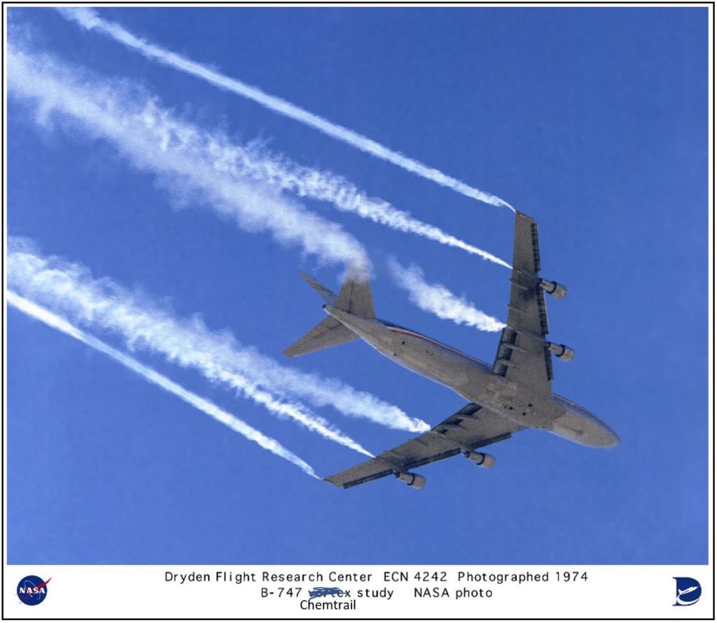 Amy21407287's tweet photo. Pentagon Confirms Coronavirus Accidently Got Into Chemtrail Supply Chain, Spraying is Suspended
Posted on 4/11/2020 https://t.co/OSgHiQD9gP https://t.co/oN0PXJXzGl