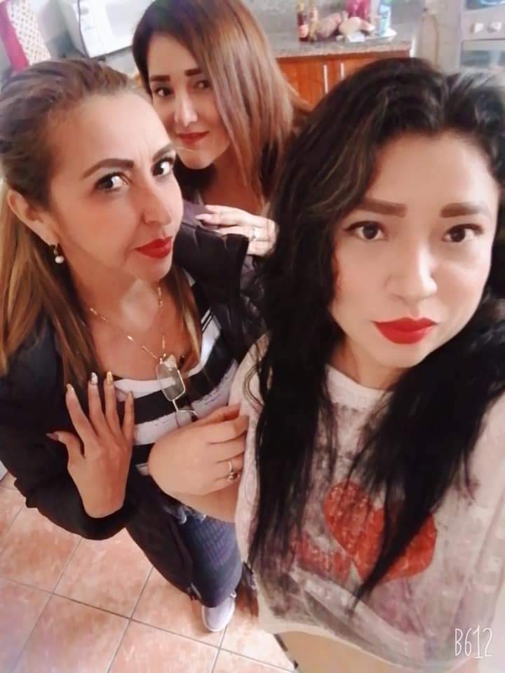 chulito2018's tweet photo. Quien conoce a este trio de putas #chongo #prostitutas #anal #3platos https://t.co/N7fx7rCiRc
