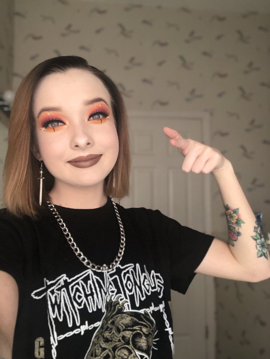 ForagedNature's tweet image. ╔.⚔️.═══════════════╗

          🗡Medieval Sword Earrings🗡
                       DM to Purchase 
                             $4 a Pair

╚═══════════════ ⚔️.╝