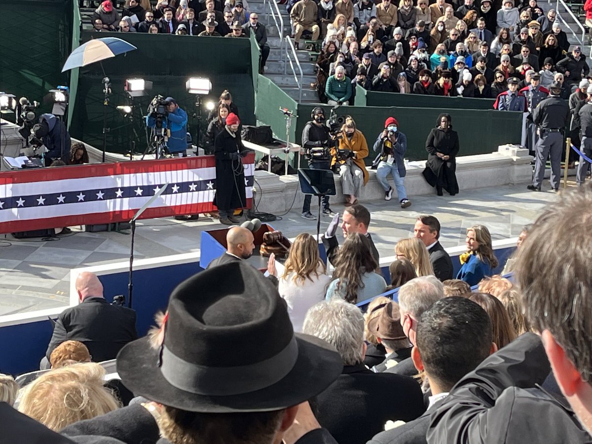 CBoothVA's tweet image. Great day for Virginia! We have a new executive branch! ⁦@GlennYoungkin⁩