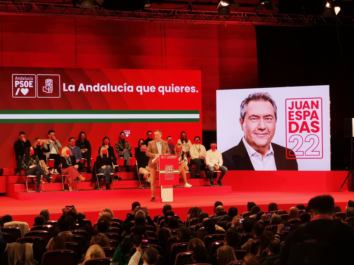 _PepeEntrena's tweet photo. Palacio d Congresos,Granada.Presentación d Juan Espadas como candidato a Presidente del Gobierno d Andalucía en compañía de Pedro Sánchez, Presidente del Gobierno.Andalucía necesita un cambio seguro,hacia la igualdad y el progreso.Con Juan conseguiremos la Andalucía que queremos. https://t.co/HeCCPtsjBN