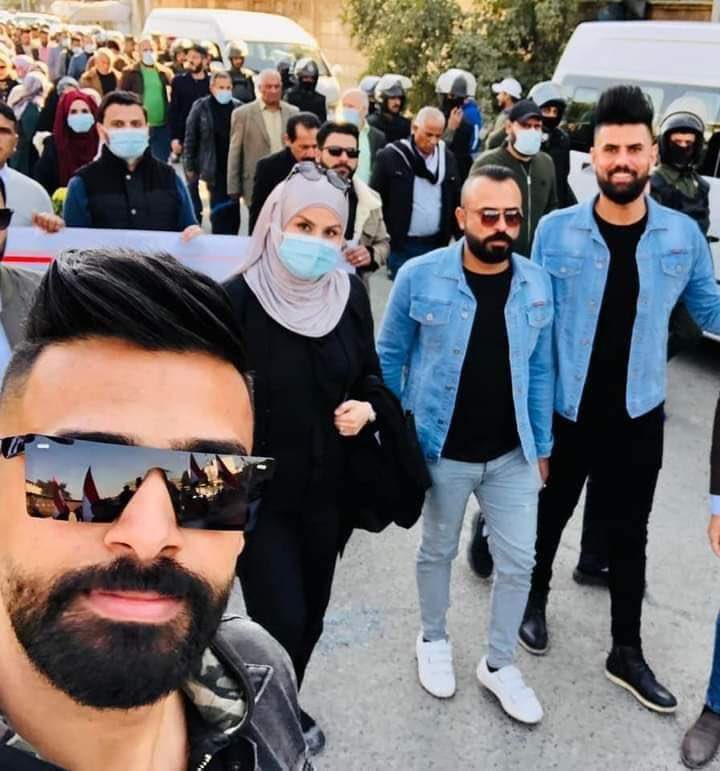 كم دحرجتنا الخيبة بمسؤولين نقضوا العهد معنا و لم يكونوا على قدر المسؤولية التي أوكلت اليهم،، نتطلع إلى مسؤولين شرفاء وضعنا ثقتنا بهم ،،فهم أهل لها أن شاءالله
#اطلقو_استماره_الشهادات_العليا