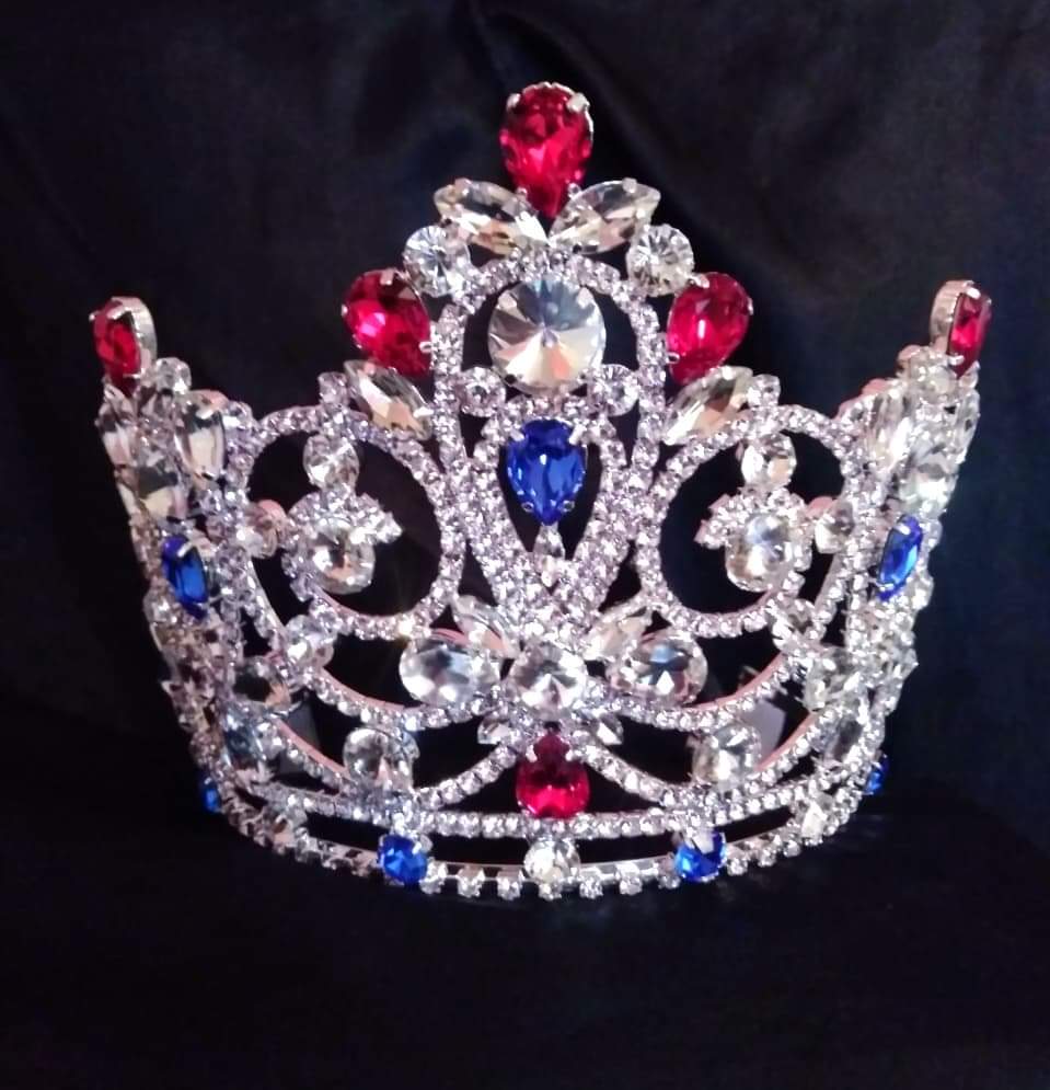 PageantUnited's tweet image. Watch for a big announcement tomorrow 👑👑👑