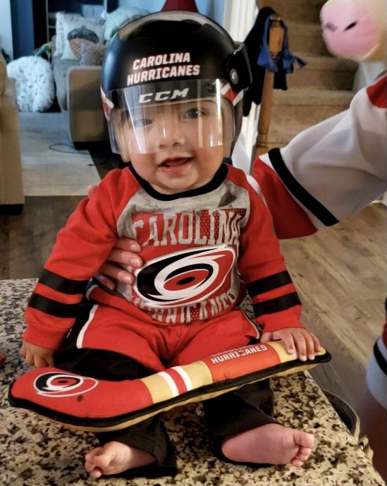 Bill__Joyce's tweet photo. #canes Jumbotron material https://t.co/76Bx1S70NM