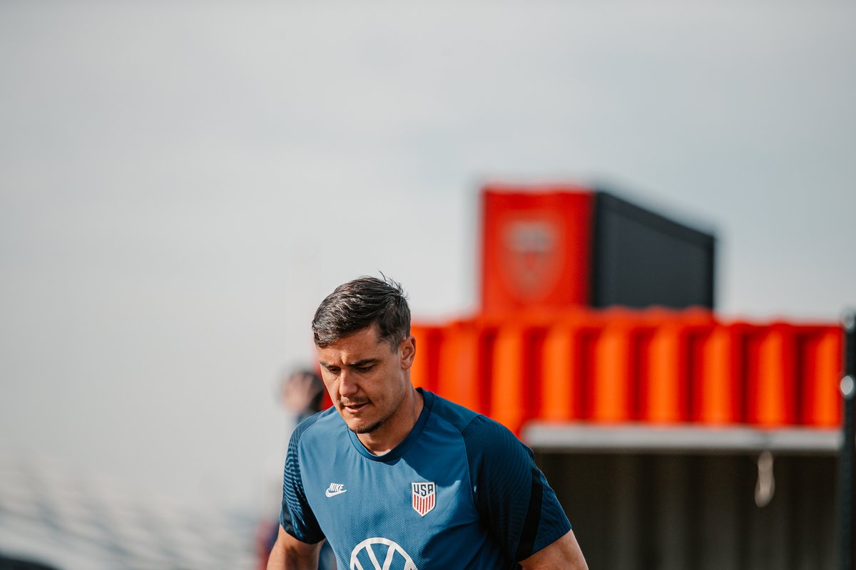 PHXRisingFC's tweet image. Our official preseason doesn't begin until February, but the training pitches and facilities have been getting their work in with the @USMNT.

#RisingAsOne | #OnlyForward 

📸 @AshleyMOrellana