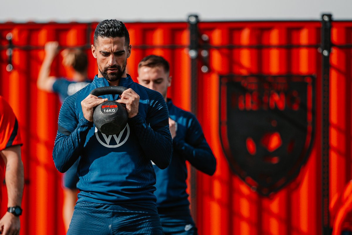 PHXRisingFC's tweet image. Our official preseason doesn't begin until February, but the training pitches and facilities have been getting their work in with the @USMNT.

#RisingAsOne | #OnlyForward 

📸 @AshleyMOrellana