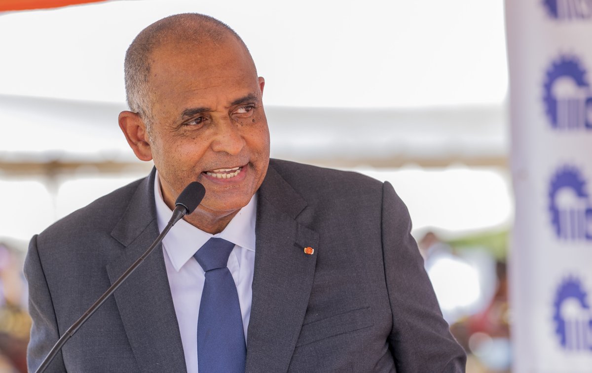 ACHIPatrick4's tweet image. A Bouaké, c'est le développement régional qui 🚀 !

🏭👷🏿‍♂️ Zone industrielle autour de la cajou &amp;amp; du textile
🏊🏿‍♂️🎶 Piscine &amp;amp; centre de loisirs pour tous 
👩🏾‍🎓👨🏾‍🎓 Centre de Bureautique, de Communication &amp;amp; de Gestion pour former en BTS des centaines d'étudiants

#Ensemble #OnAvance ! 🇨🇮